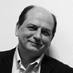 Descrizione: http://designobserver.com/media/images/authors/mirko-zardini-bio.jpg