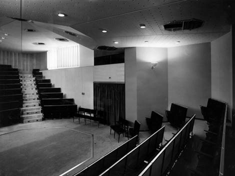 Descrizione: http://www.ordinearchitetti.mi.it/media/cache/arch_img_big/media/resize/copy/0/43/2011-07-28-15-20-03-04.jpg
